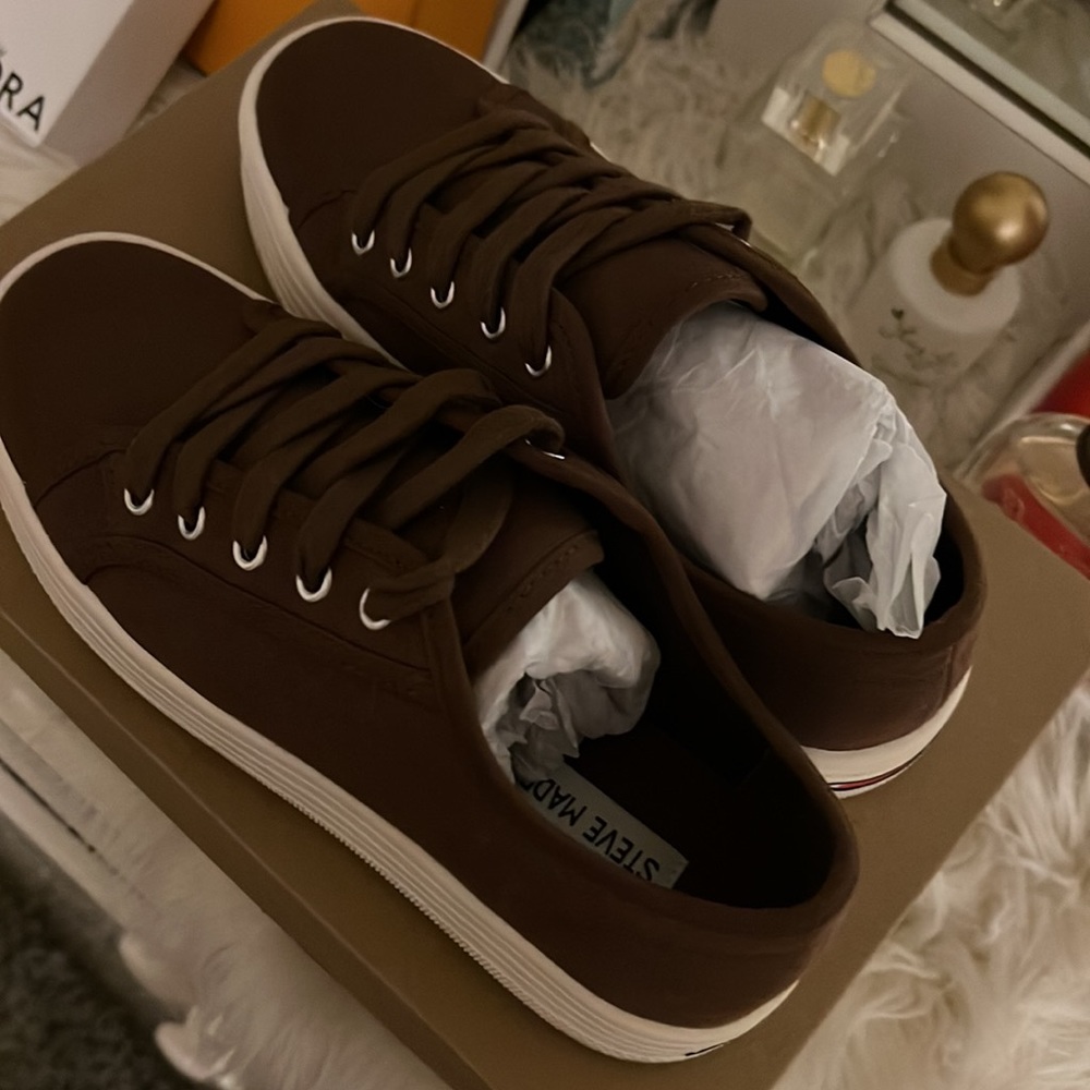 Steve Madden sneakers - Picture 4 of 6